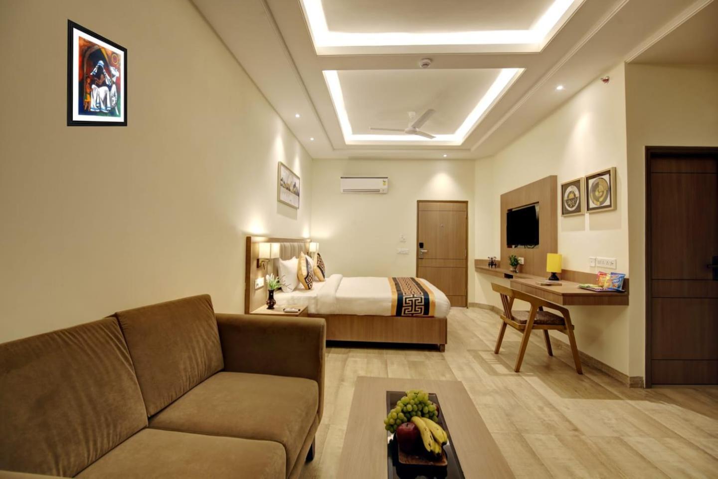 Hotel King Plaza Airport Delhi